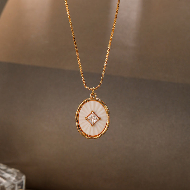 Vintage Oval Mother‑of‑Pearl Square Diamond Pendant Necklace Minimalist Elegant Women Choker