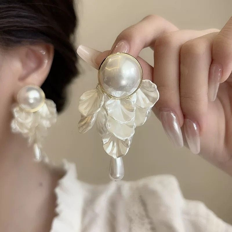 French‑Style Petal Pearl Drop Earrings Elegant Long Dangle Earrings For Women