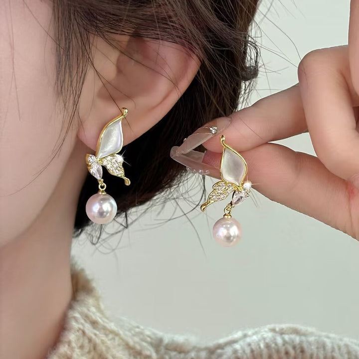 Mother‑of‑Pearl Butterfly Pearl Drop Earrings Elegant Paved Diamond Butterfly Dangle Earrings