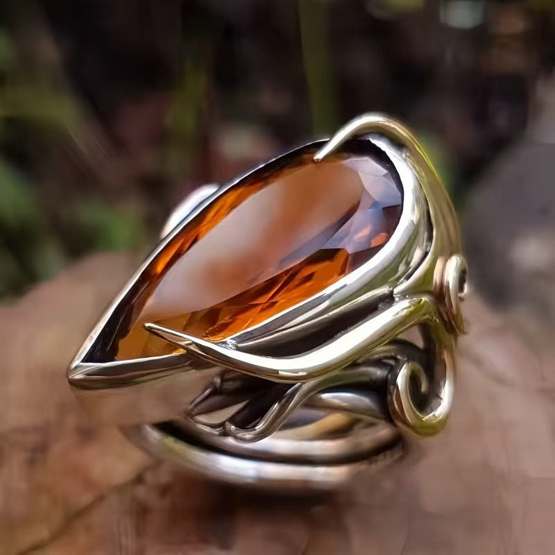 Vintage Scroll‑Pattern Pear‑Cut Citrine Ring Unisex Artistic Twisted Band