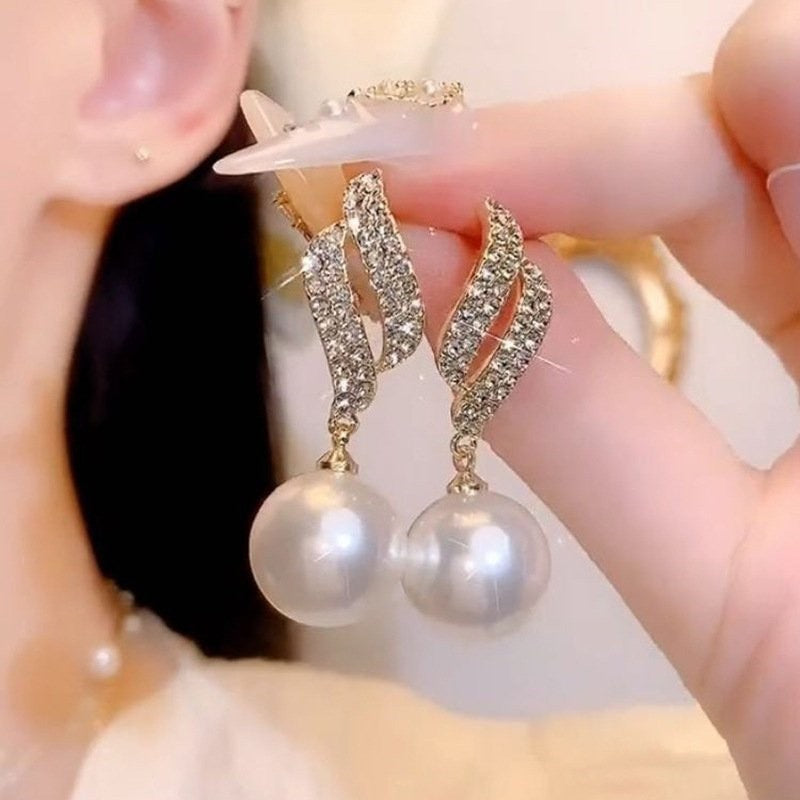 Twisted Ribbon Diamond Pearl Drop Earrings Sterling Silver Ear Pin 18K Gold Plated Elegant Statement Dangle Earrings For Women Wedding Banquet Jewelry
