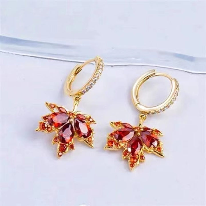 Red Maple Leaf Dangle Hoop Earrings Sparkling Paved Diamond Drop Earrings Autumn Statement Fashion Jewelry For Women Wedding Party Daily Wear
