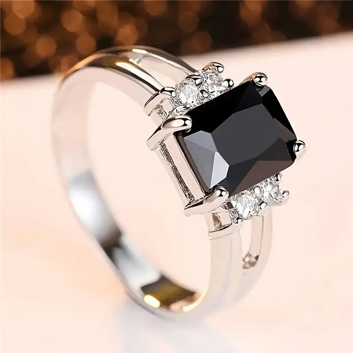 Square Black Diamond Split‑Shank Ring Luxury Vintage Women Ring