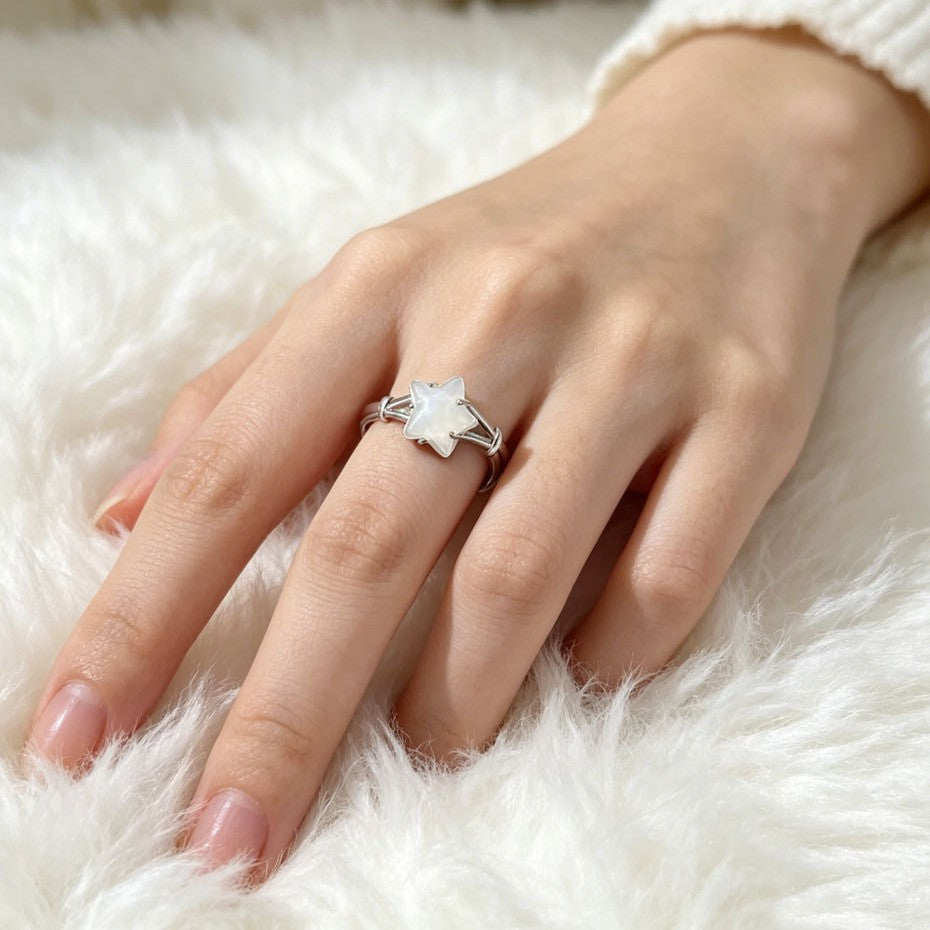 Star Shape Statement Ring Moonstone Inlaid Diamond Ring Minimalist Dainty Stackable Ring Elegant Daily Fashion Jewelry Gift For Women