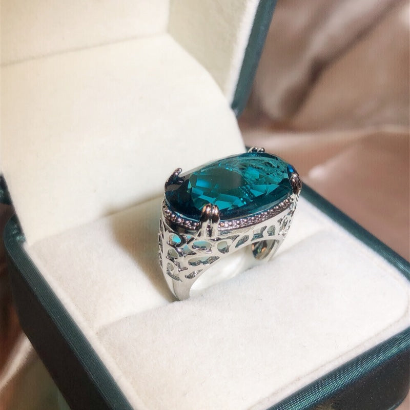 Oval Blue Topaz Cocktail Ring Vintage Hollow Filigree Halo Statement Ring For Women
