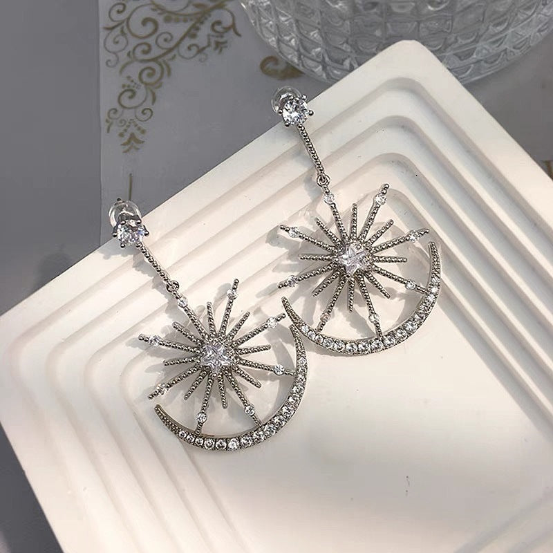 Sun And Moon Diamond Drop Earrings Celestial Starburst Dangle Earrings For Women Evening Party Wedding Jewelry