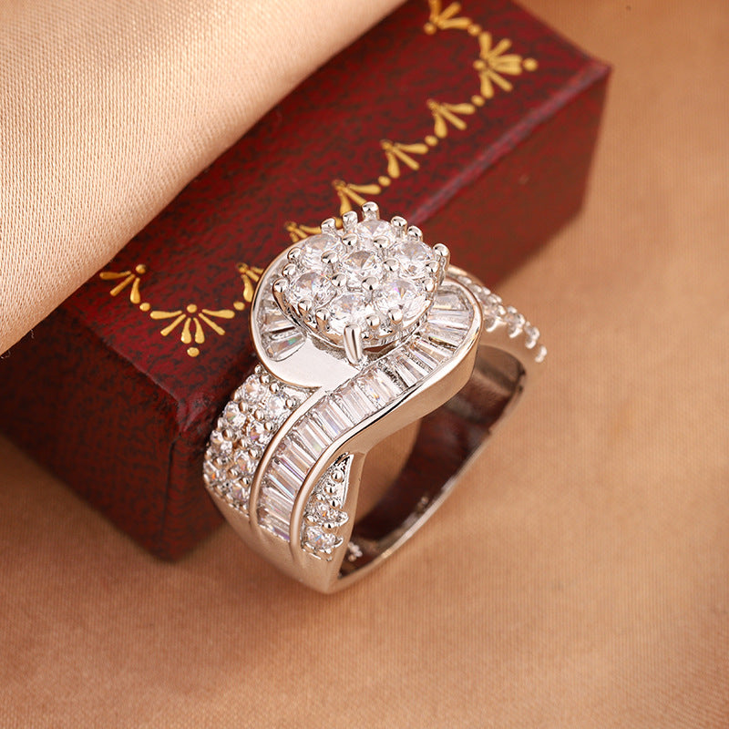 Twist Cluster Diamond Statement Ring For Women Wedding Engagement Party Luxury Cocktail Jewelry