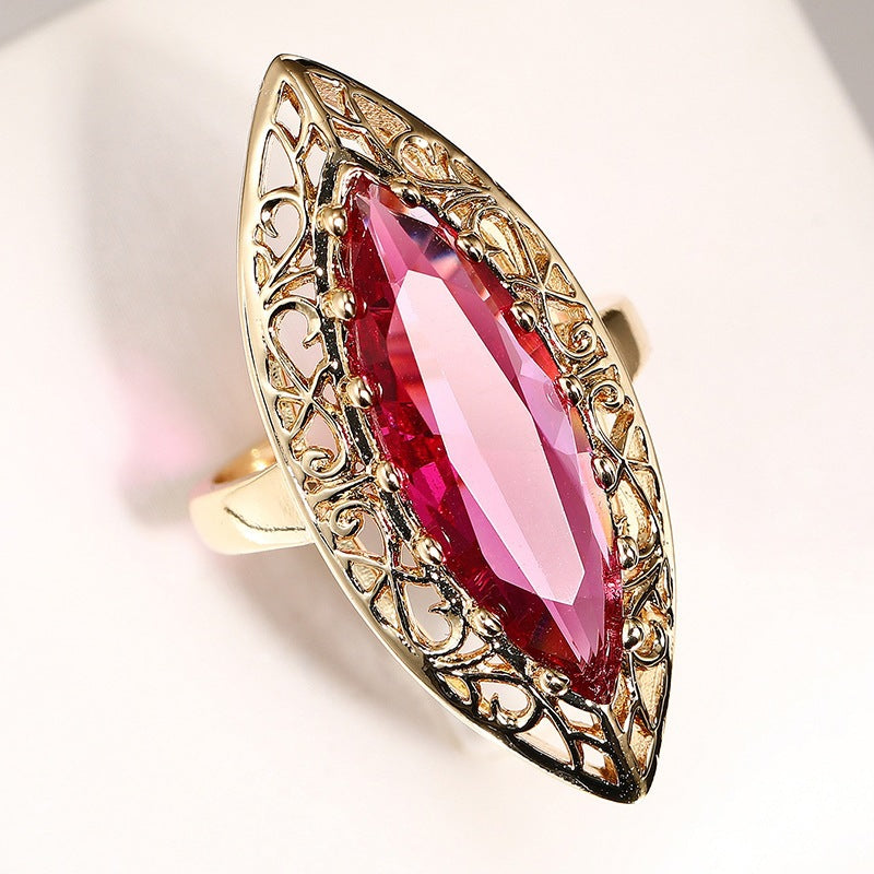 Vintage Marquise Pink Gem Filigree Statement Ring Large Stone Cocktail Ring Hollow Openwork Retro Antique Ring For Women Party Jewelry