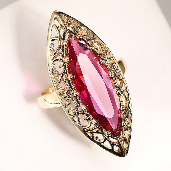 Vintage Marquise Pink Gem Filigree Statement Ring Large Stone Cocktail Ring Hollow Openwork Retro Antique Ring For Women Party Jewelry