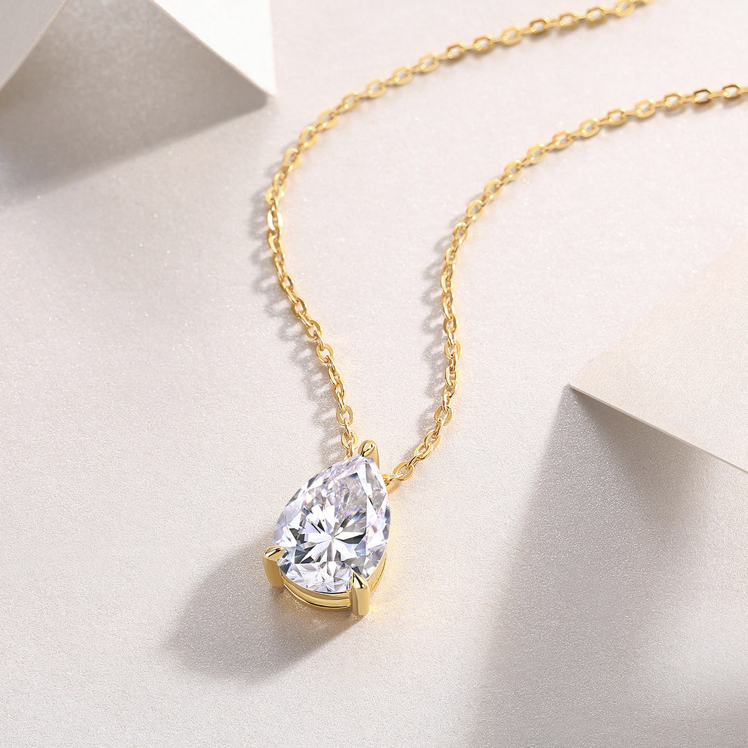 Teardrop Solitaire Prong‑Set Pendant Necklace Minimalist Collarbone Chain