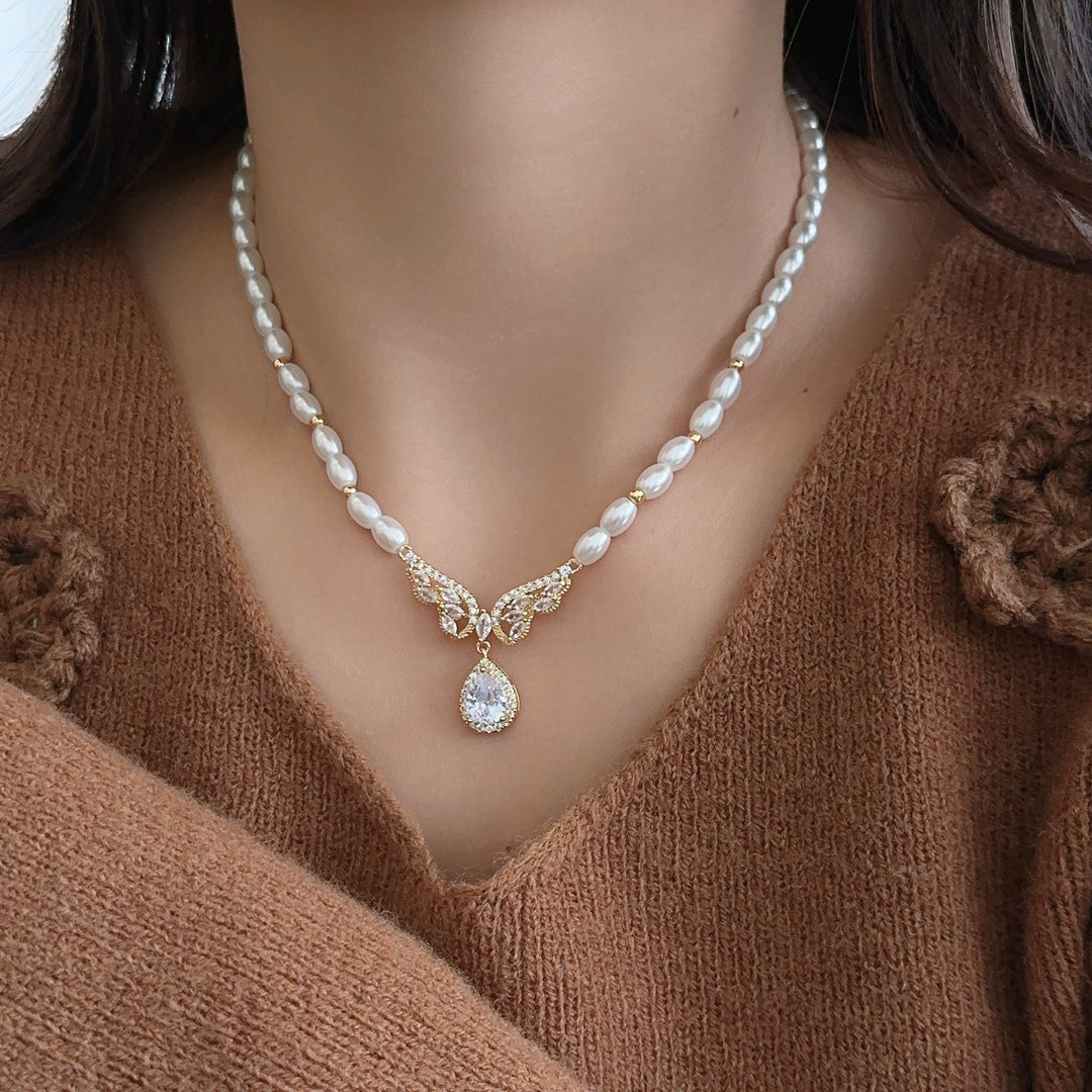 Teardrop Diamond Pendant Butterfly Freshwater Pearl Necklace Vintage Bridal Choker Elegant Statement Jewelry