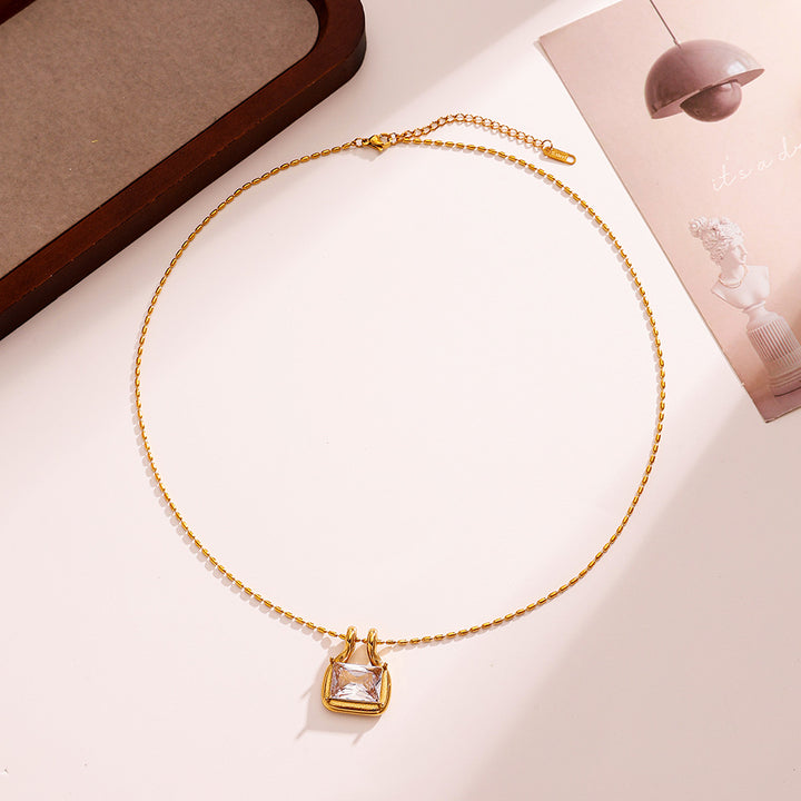 Luxury Rectangle Diamond Handbag Pendant Necklace Fashion Commuter Womens Clavicle Chain