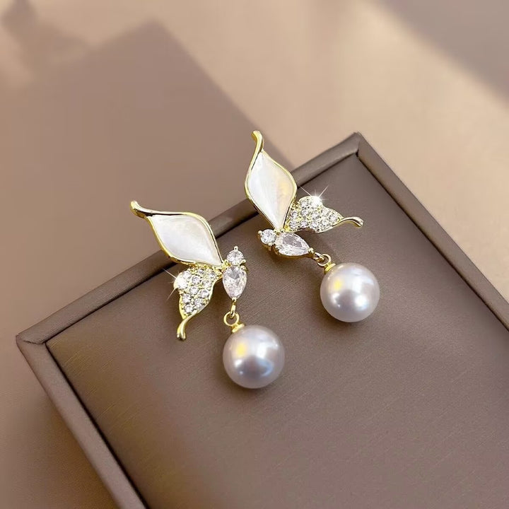 Mother‑of‑Pearl Butterfly Pearl Drop Earrings Elegant Paved Diamond Butterfly Dangle Earrings