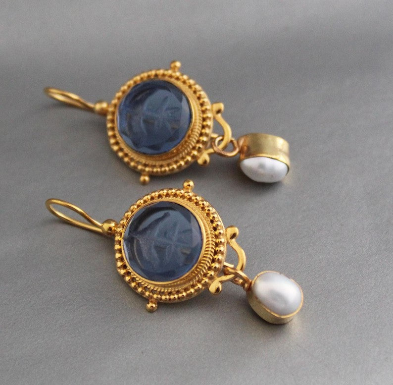 Vintage Carved Blue Gem Pearl Drop Hook Earrings Classical Beaded‑Border Women’s Jewelry