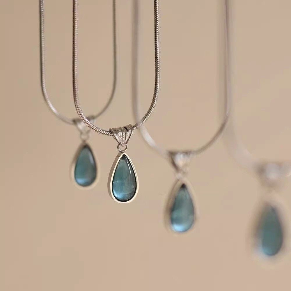 Teardrop Gemstone Pendant Necklace Snake Chain Minimalist Necklace For Women