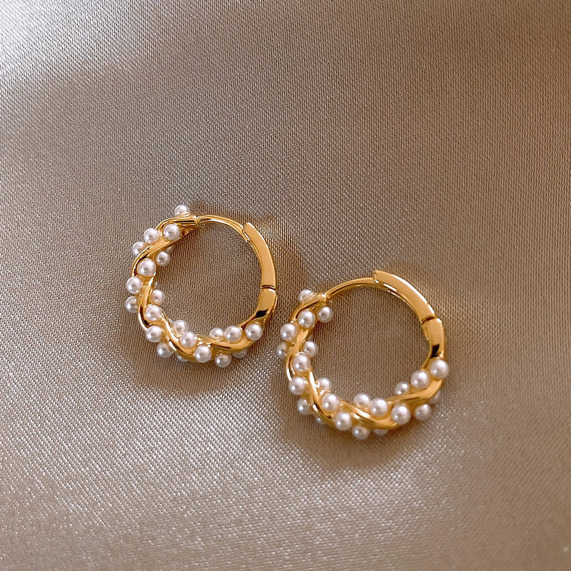 Twisted Pearl Hoop Earrings Small Huggie Circle Earrings Dainty Woven Pearl Ear Buckle Minimalist Elegant Stackable Fashion Jewelry For Women Daily Dating Party