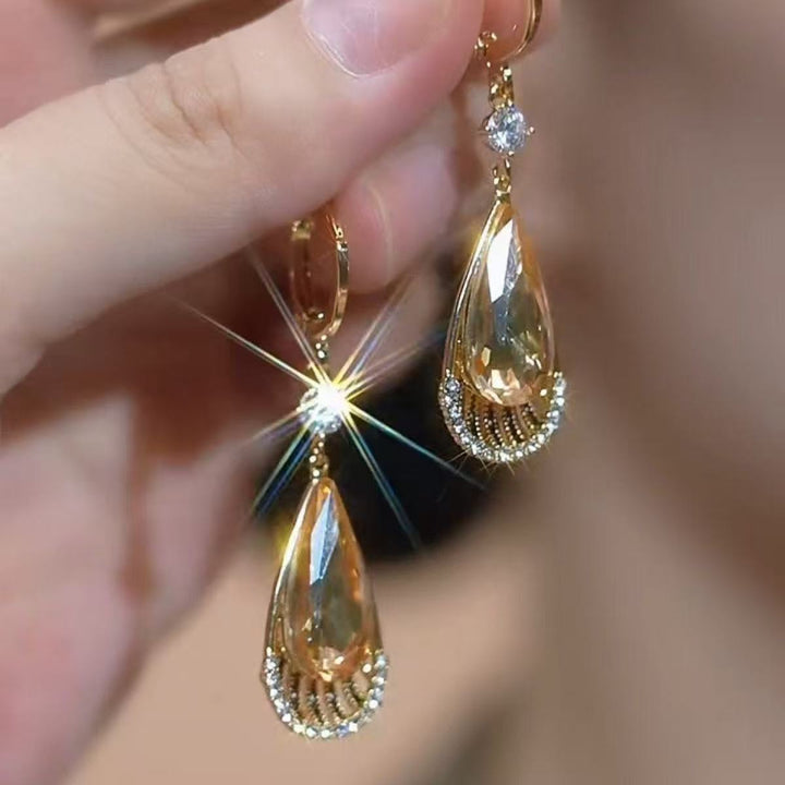 Champagne Pear Cut Diamond Drop Earrings Women Vintage Filigree Fan Halo Gold Earrings