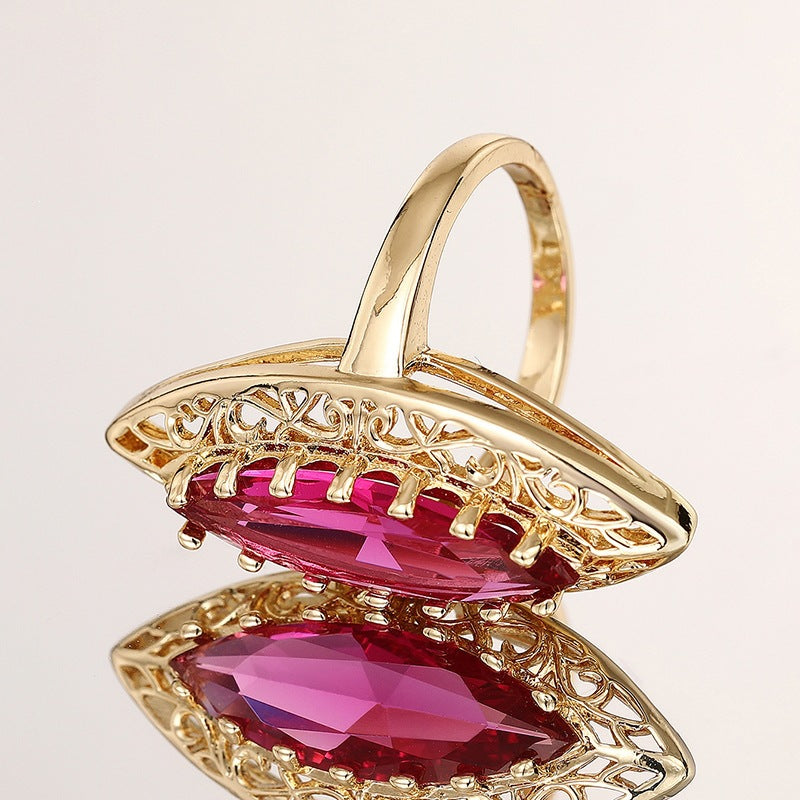 Vintage Marquise Pink Gem Filigree Statement Ring Large Stone Cocktail Ring Hollow Openwork Retro Antique Ring For Women Party Jewelry