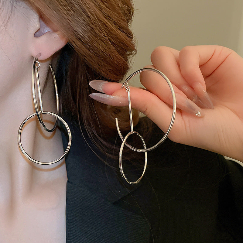 Minimalist Luxury Metal Hoop Earrings