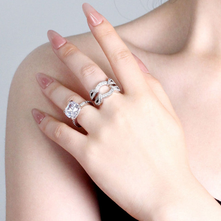 Cushion Cut Diamond Bridal Ring Set