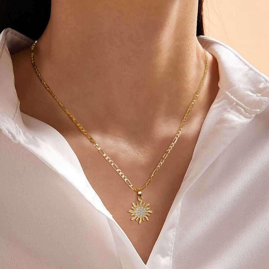 Minimalist Natural Diamond Sun Pendant Necklace S925 Sterling Silver Figaro Chain Fine Jewelry