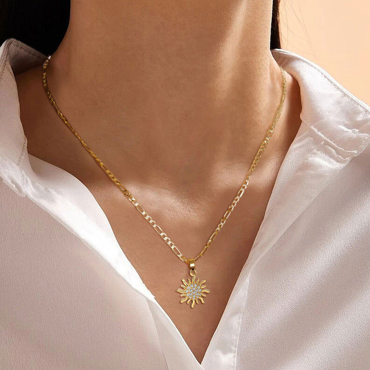 Minimalist Natural Diamond Sun Pendant Necklace S925 Sterling Silver Figaro Chain Fine Jewelry