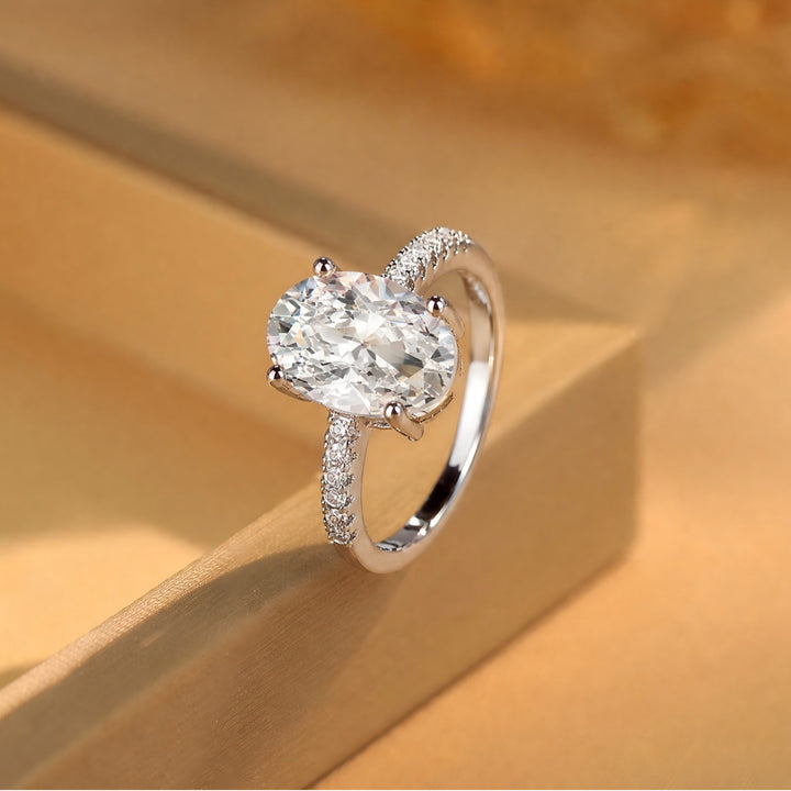 Minimalist Oval-Cut Diamond Engagement Ring