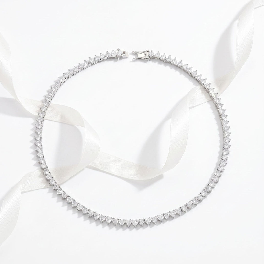Minimalist Pear-Cut Diamond Choker Necklace