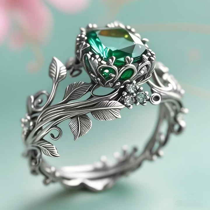 Vintage Leaf Vine Emerald Ring
