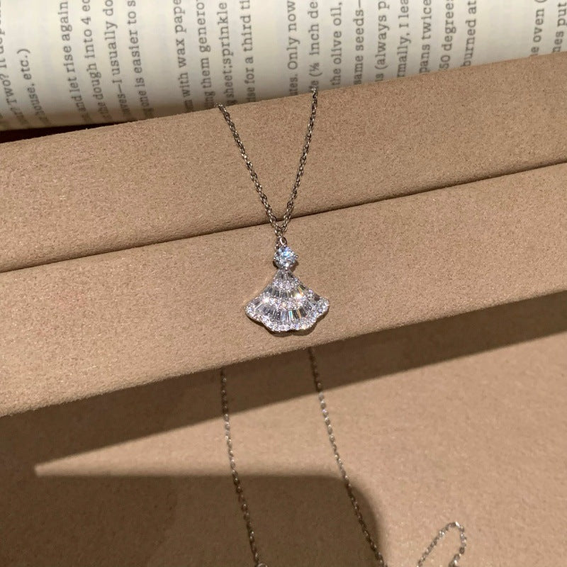 Elegant Ginkgo Leaf Diamond Necklace with 925 Sterling Silver