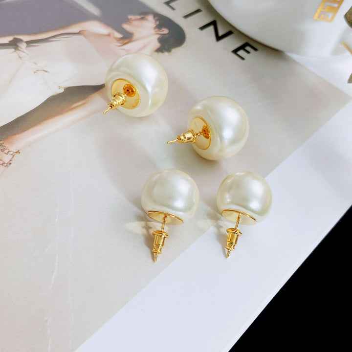 Classic Round Pearl Stud Earrings S925 Silver Post