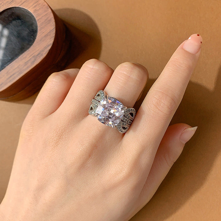 Cushion Cut Diamond Bridal Ring Set