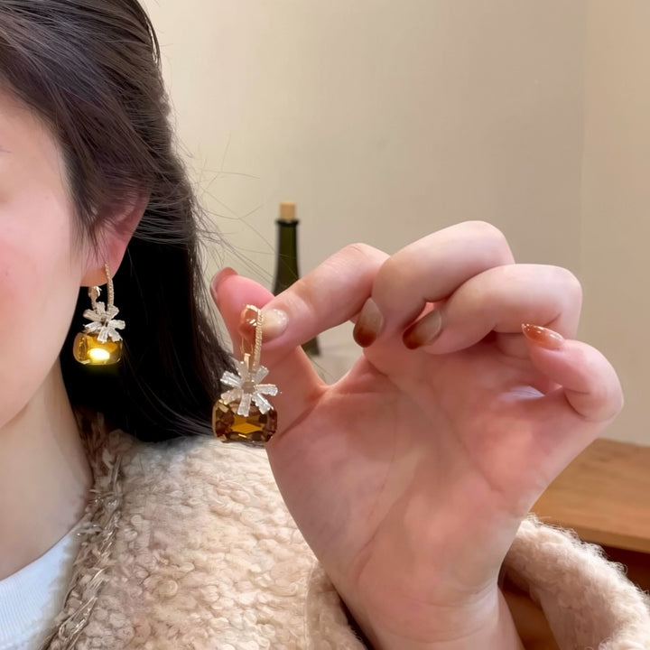 Minimalist Crystal Flower Drop Earrings