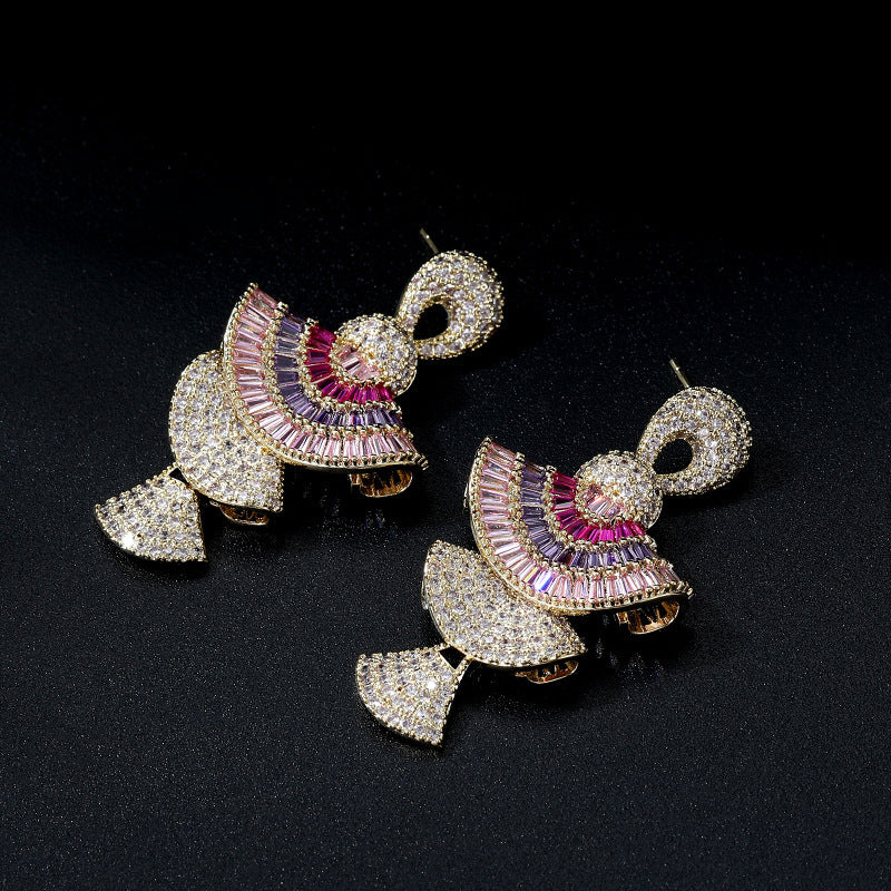 Versatile Gradient Pink Fan-Shaped Tassel Earrings