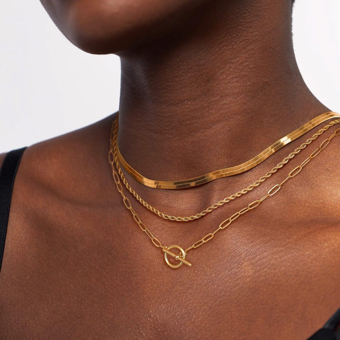 Minimalist Layered Toggle Clasp Necklace Set