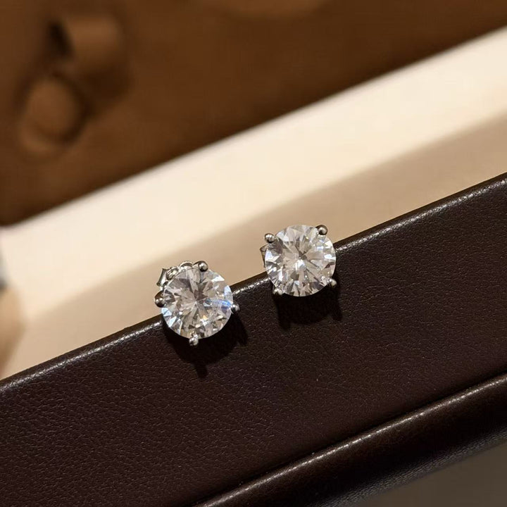 Round Brilliant Cut Diamond Stud Earrings