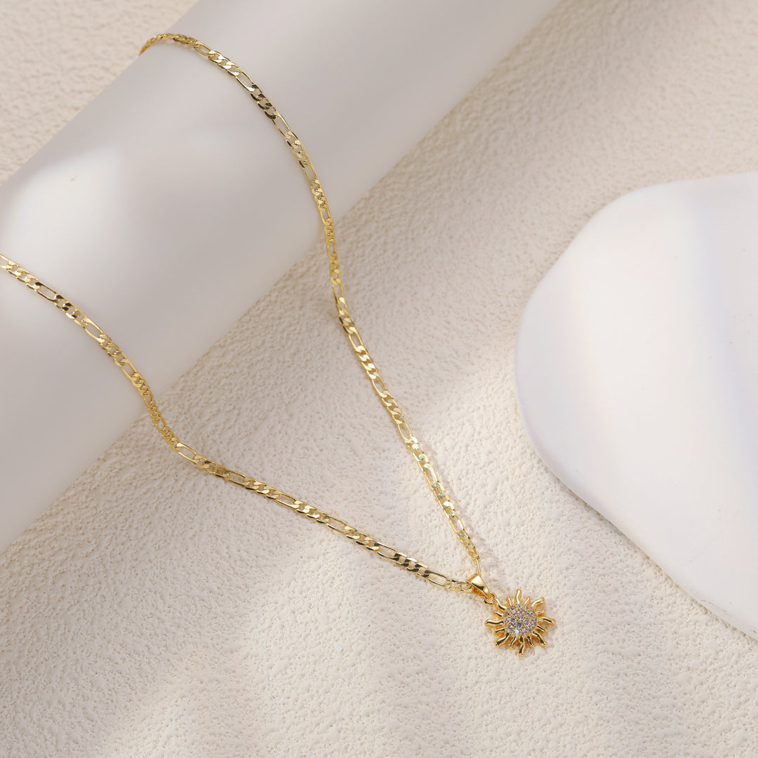 Minimalist Natural Diamond Sun Pendant Necklace S925 Sterling Silver Figaro Chain Fine Jewelry
