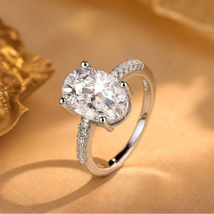 Minimalist Oval-Cut Diamond Engagement Ring