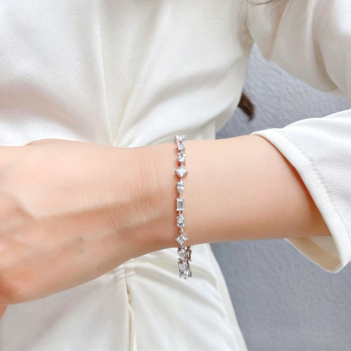 Minimalist Mixed-Cut Diamond Tennis Bracelet