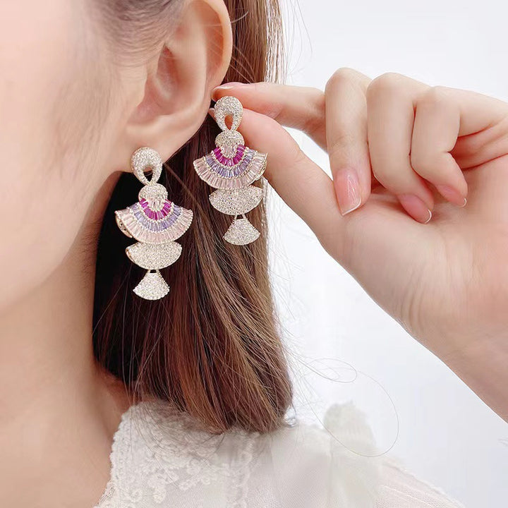 Versatile Gradient Pink Fan-Shaped Tassel Earrings