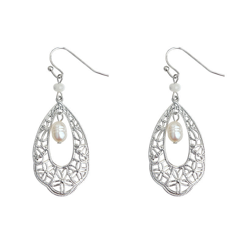 Vintage-style hollowed-out teardrop pearl long earrings