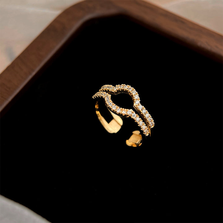 Two-Piece Round Cut Diamond Ring Set with Enhancer Band