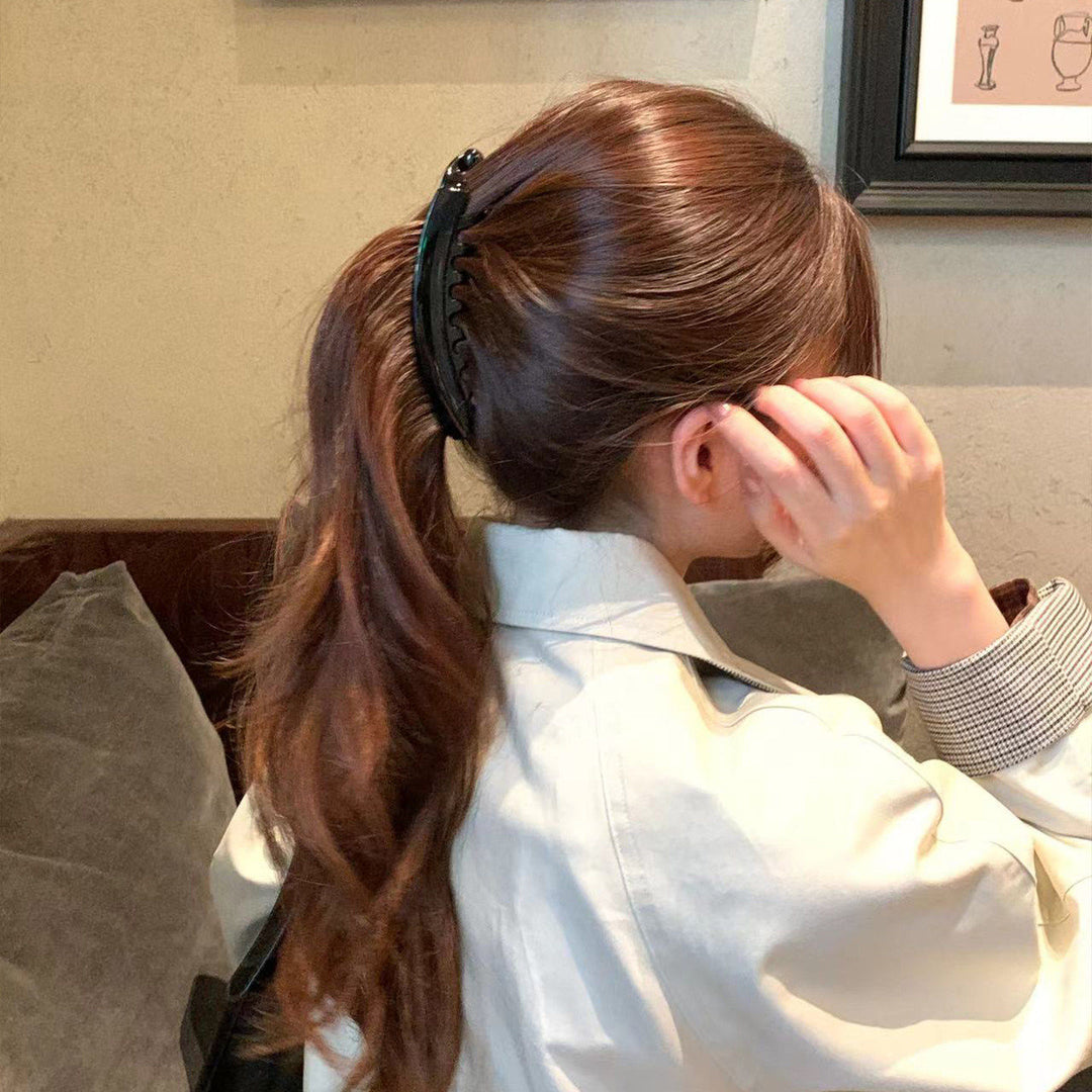Minimalist Curved Banana Hair Claw Clip