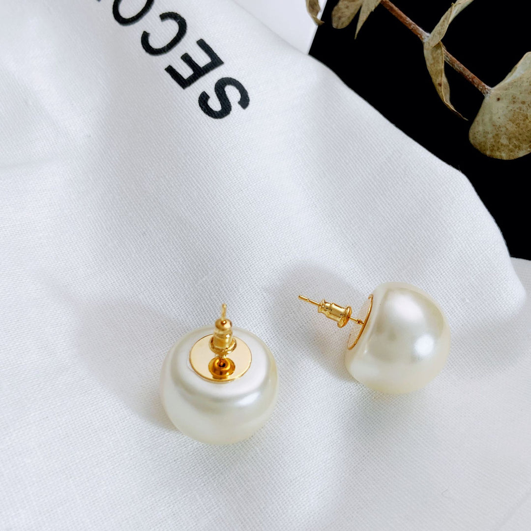Classic Round Pearl Stud Earrings S925 Silver Post