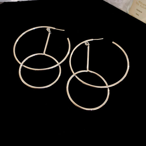 Minimalist Luxury Metal Hoop Earrings