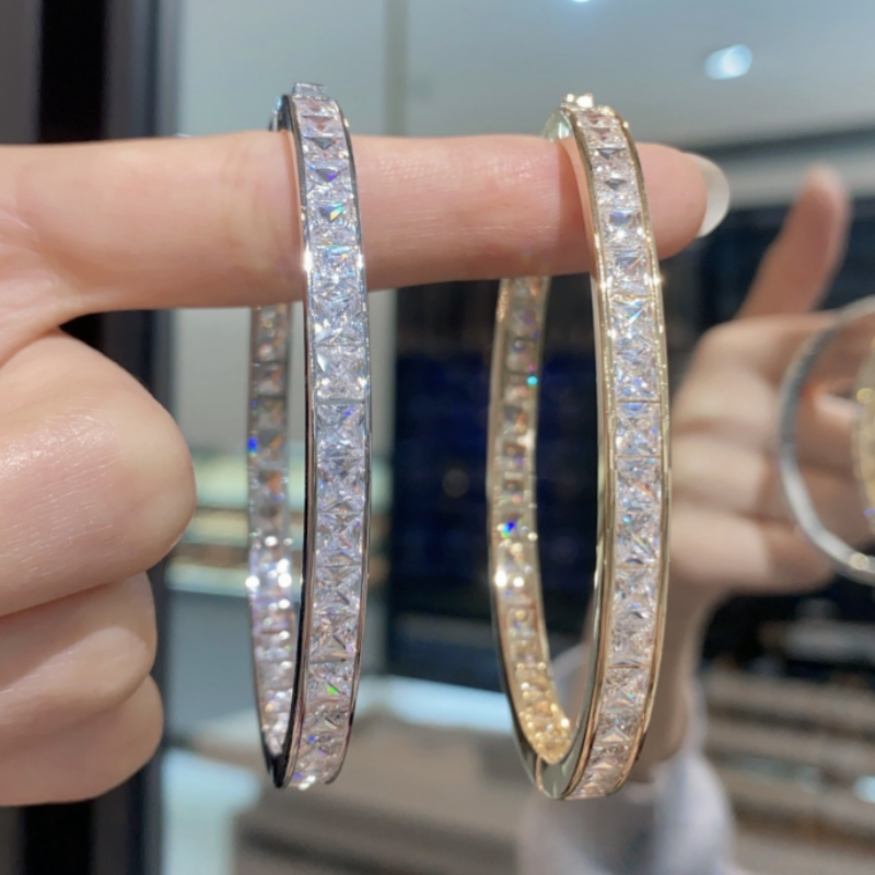 Fully Diamond Cubic Quartz Diamond Dracelet