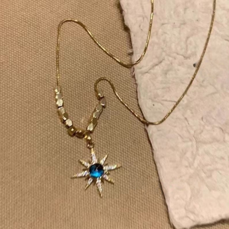 Vintage Starburst Blue Crystal Pendant Necklace for Women