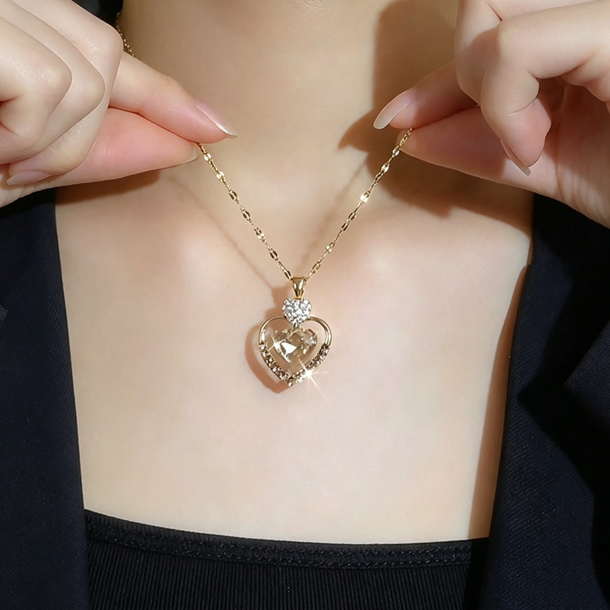 Double Heart Pendant Necklace Luxury Diamond Inlaid Women Necklace Romantic Love Jewelry Gift