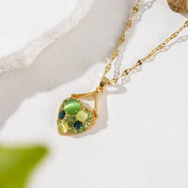 Green Cat's Eye Heart Pendant Necklace Women Gold Diamond Statement Jewelry Gift